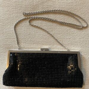 VINTAGE LA REGALE BLACK METALLIC MESH
EVENING BAG Elegant Black Sequin Clutch